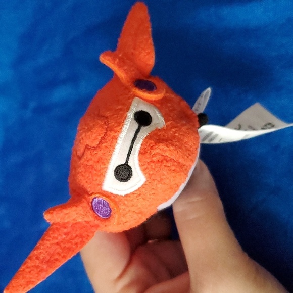 Big Hero 6 Baymax in Red Armor Disney Plush Mini Tsum Tsum - Picture 9 of 9